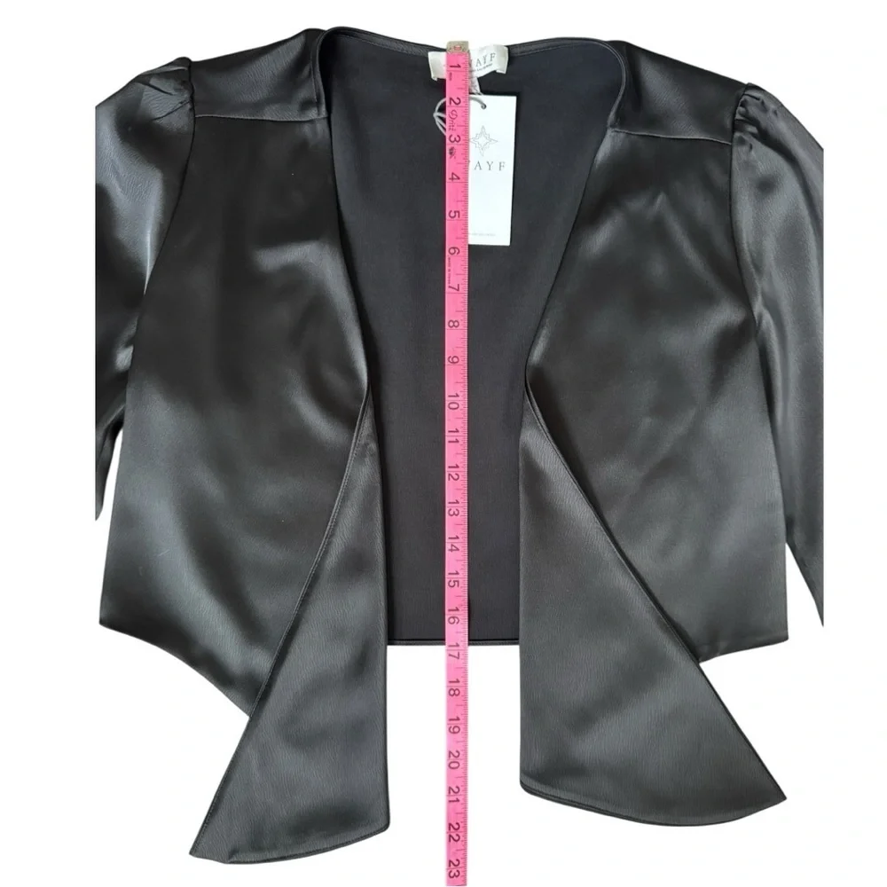 ✨ WAYF Black Satin Feather Cuff Bolero Jacket – Size L (NWT) ✨ - Picture 3 of 7